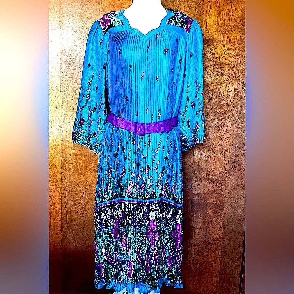 Diane Freis Vintage Georgette Accordian Pleated Midi Dress